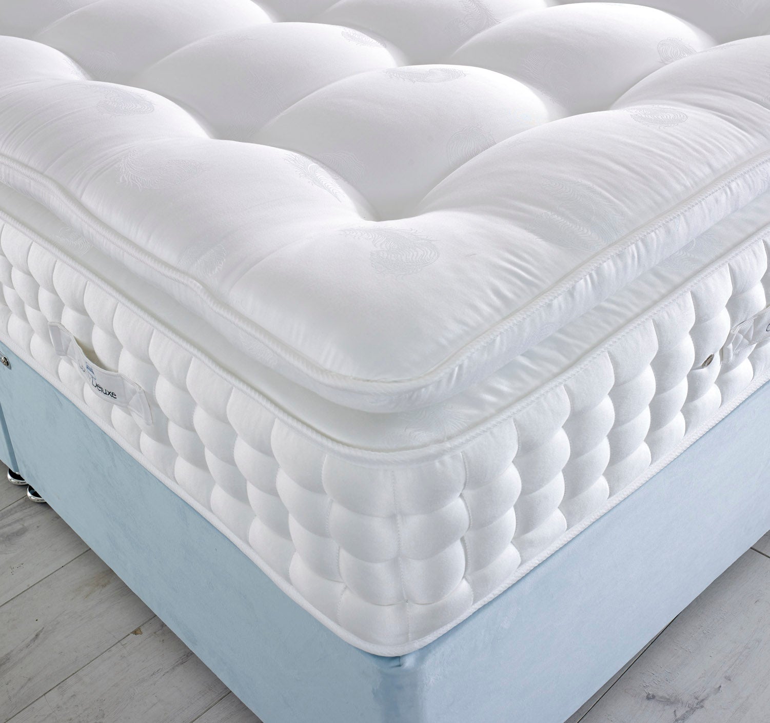 Kahn Hand Stitched Pillow Top Pocket Mattress