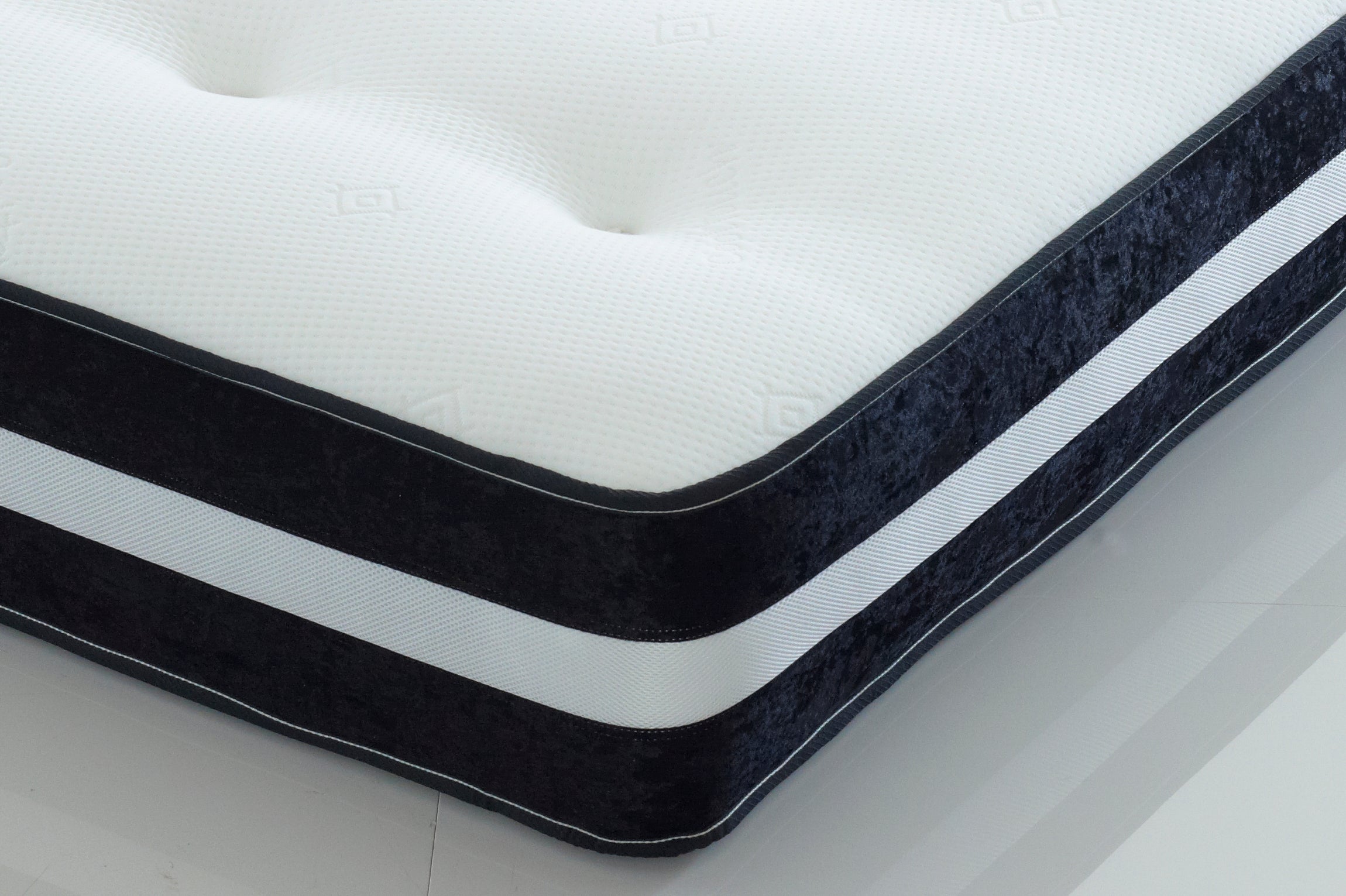 Crushed Velvet Border Memory mattress