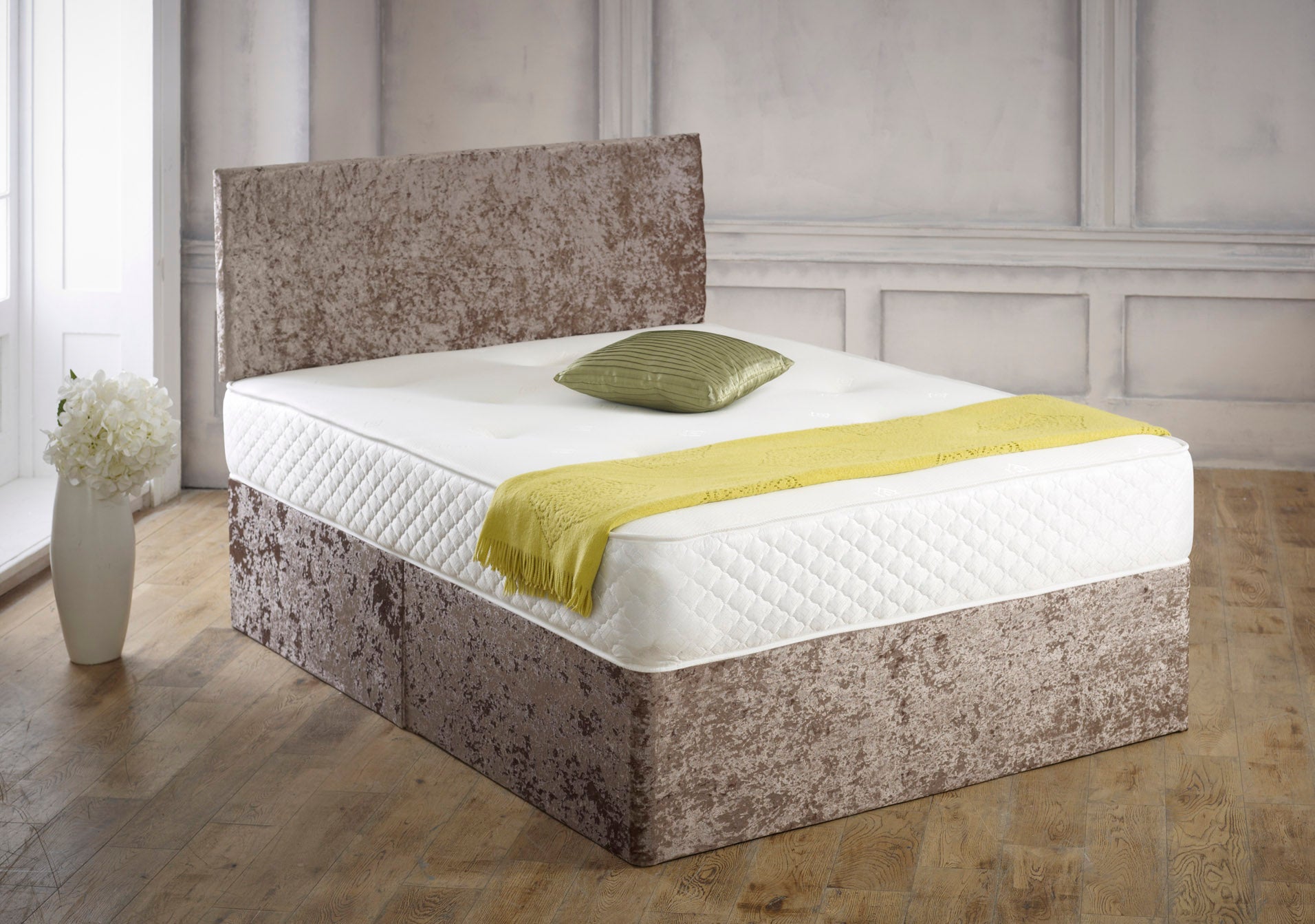 Divan bed set with Memory Mattress and Headboard